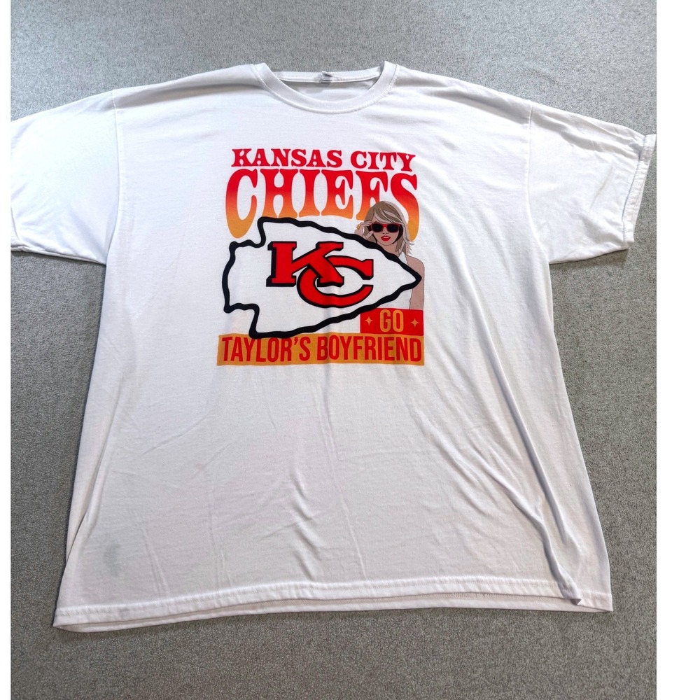 Jerzees Kansas‎ City Chiefs T Shirt Mens 2XL White Go Taylors Boyfriend Graphic